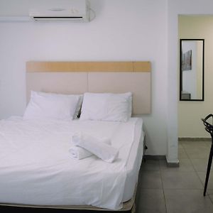 Rich Luxury Suites